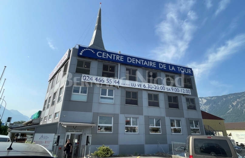 Magnifique et spacieuse surface de bureaux de 253 m2 avec aménagement de qualité