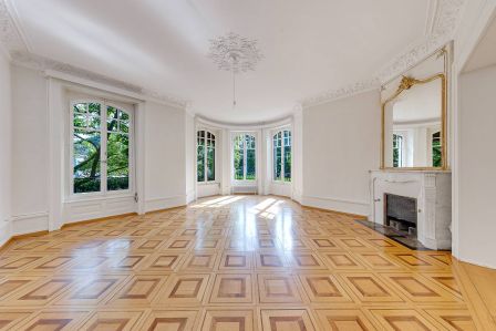 Appartement d’exception de 5.5 pièces avec jardin, à deux pas d’Ouchy.
