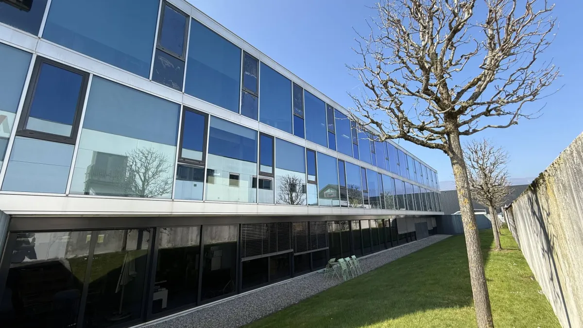 Bureau de 300m2 divisibles situés en Terre Sainte