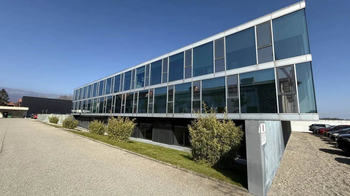Beaux bureaux divisibles  idéalement situés