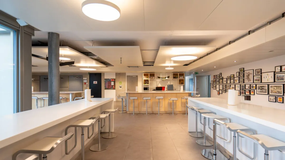 Vos bureaux au dernier étage dans le dynamique quartier de Malley