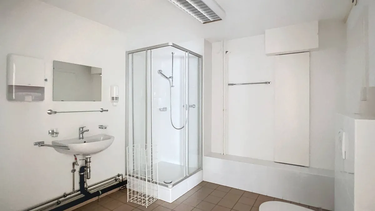Bureaux de 300 m2 idéalement situés