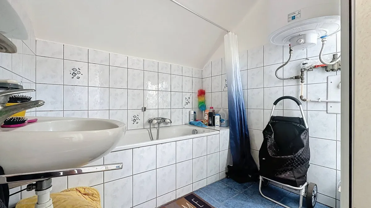 Immeuble idéal pour investisseur ou pour une grande famille