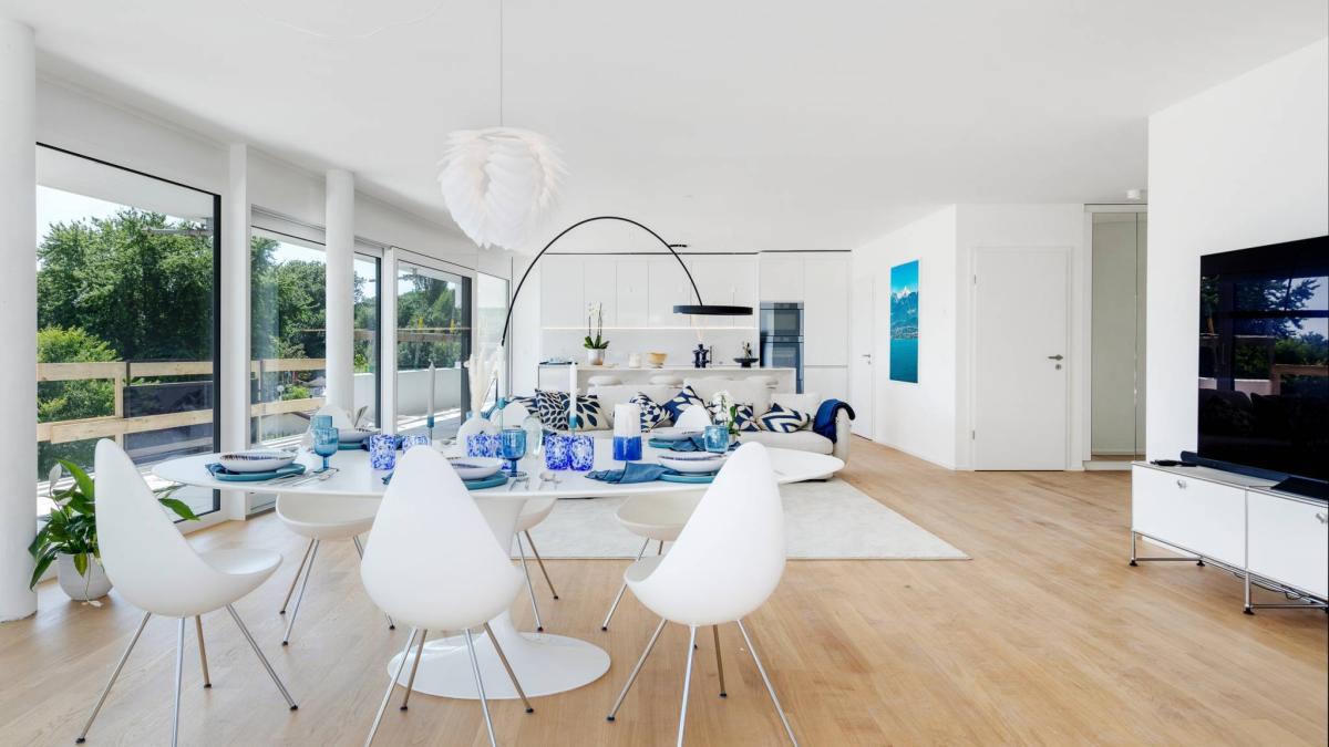 Luxueux 4.5 pièces traversant avec balcon couvert de 76m2 et vue lac