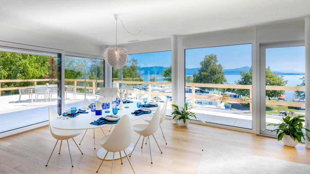 Luxueux 4.5 pièces traversant avec balcon couvert de 76m2 et vue lac