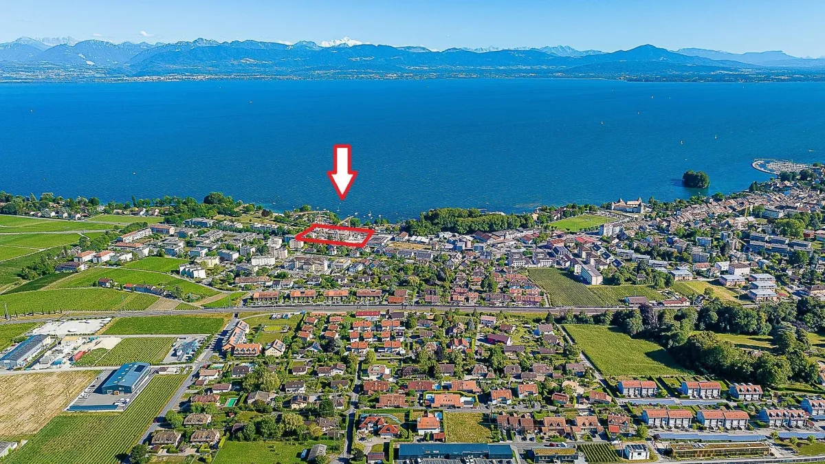 Luxueux 4.5 pièces d'angle de 168m2 avec terrasse de 117m2 au 2ème étage