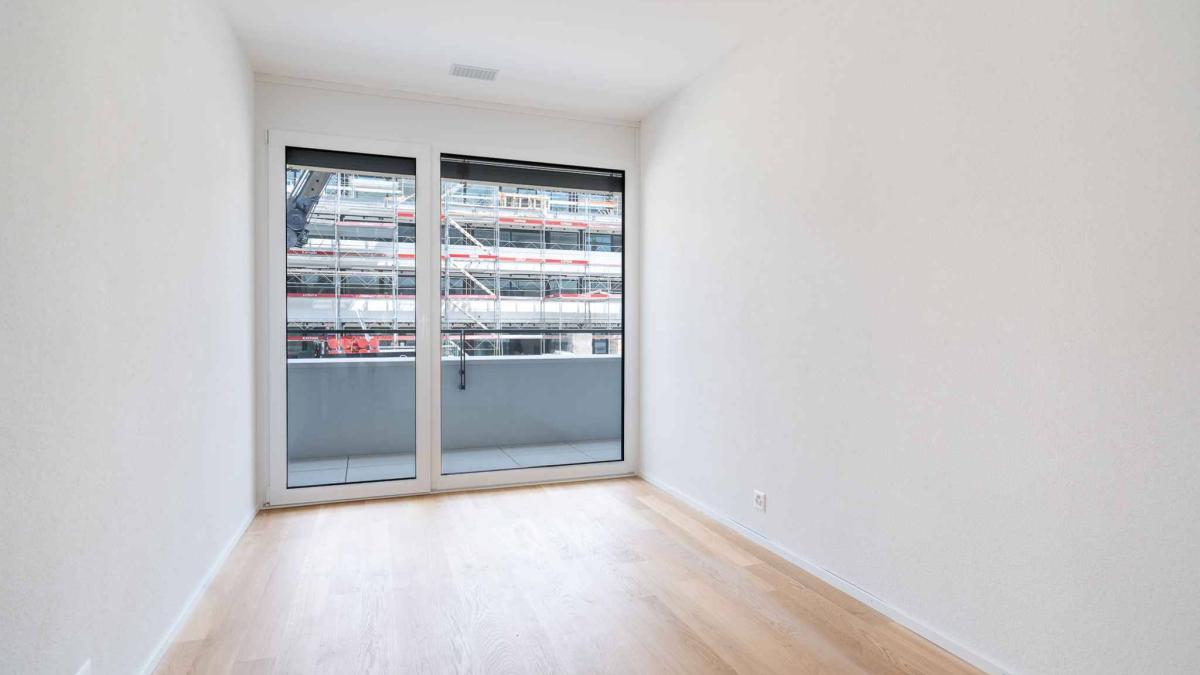 Luxueux 4.5 pièces traversant avec balcon couvert de 76m2