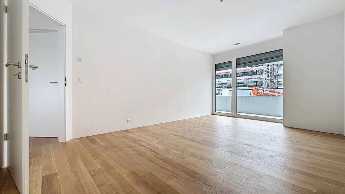 Spacieux 3.5 pièces traversant de 108m2 avec 2 balcons et vue sur le lac