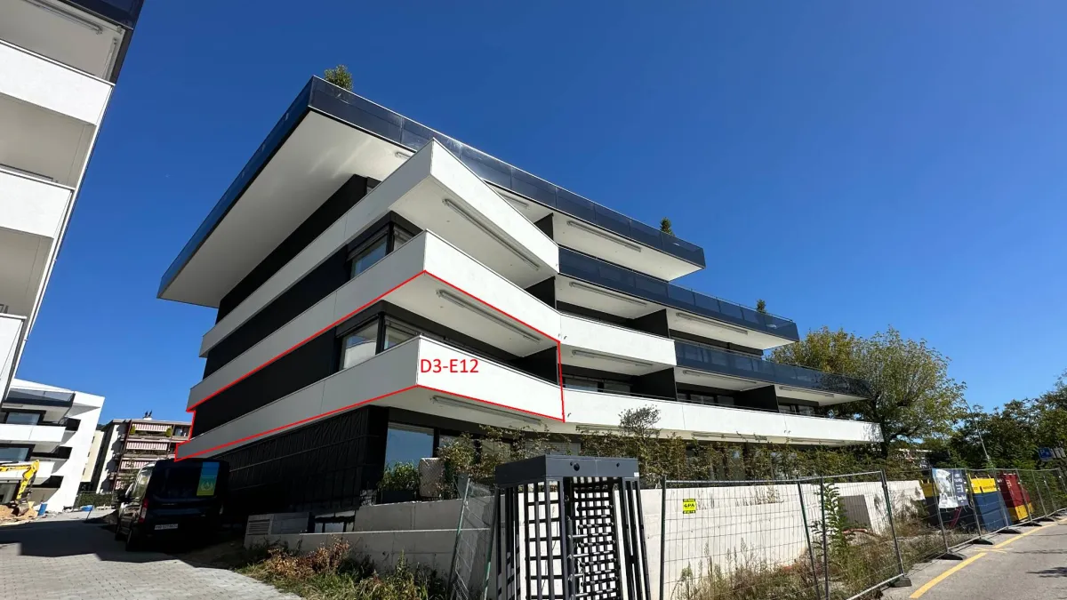 Spacieux 3.5 pièces traversant de 108m2 avec 2 balcons et vue sur le lac