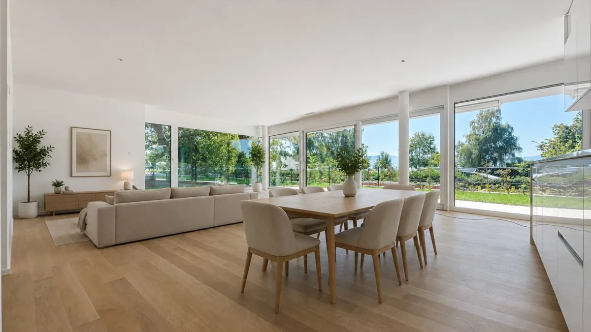 Exceptionnel 5.5 pièces au rez-de-chaussée avec terrasse et jardin privatif vue lac