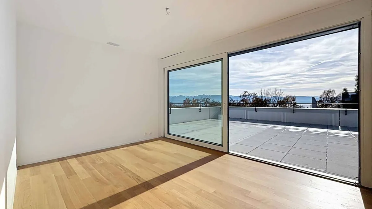 Luxueux 4.5 pièces d'angle de 168m2 avec terrasse de 117m2 au 2ème étage