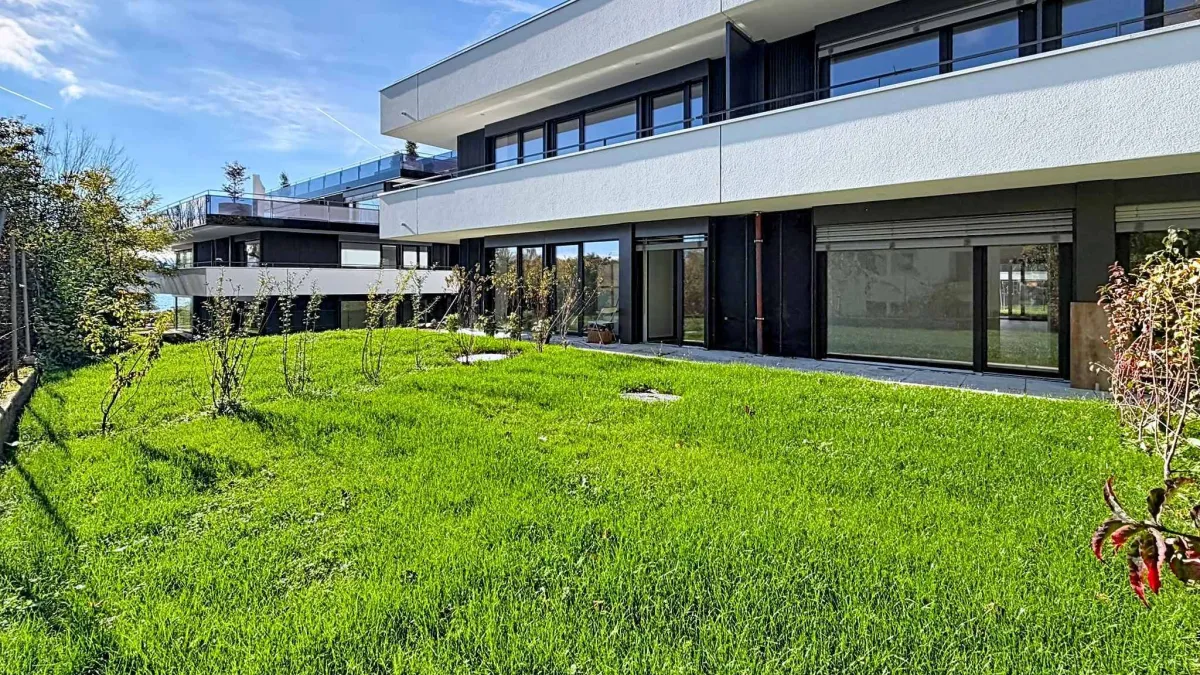 Appartement neuf de 3.5 pièces avec 2 terrasses et 2 jardins Ouest/Est