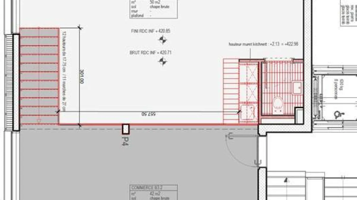 Espace unique et lumineux de 99 m2 sur 2 niveaux: idéal pour atelier, showroom, bureau ou plus !