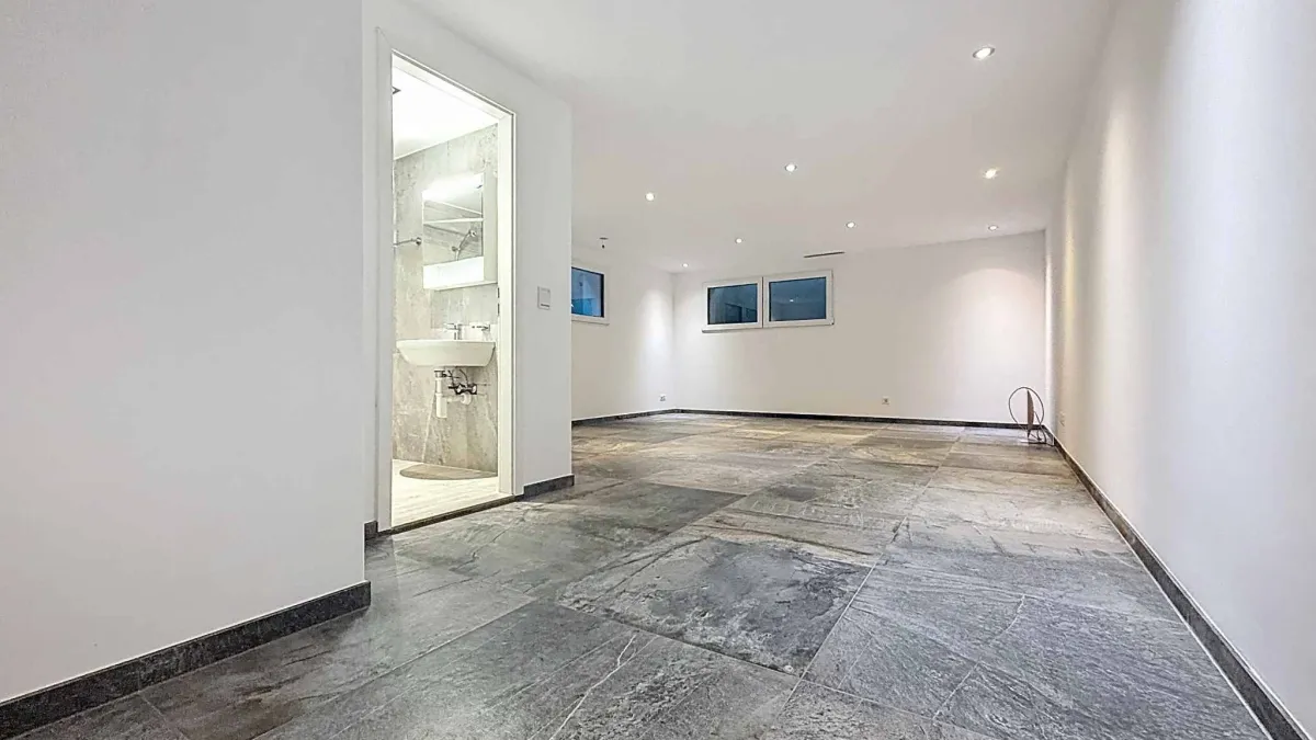 Duplex de 4.5 pièces avec sous-sol, jardin et vue sur le lac