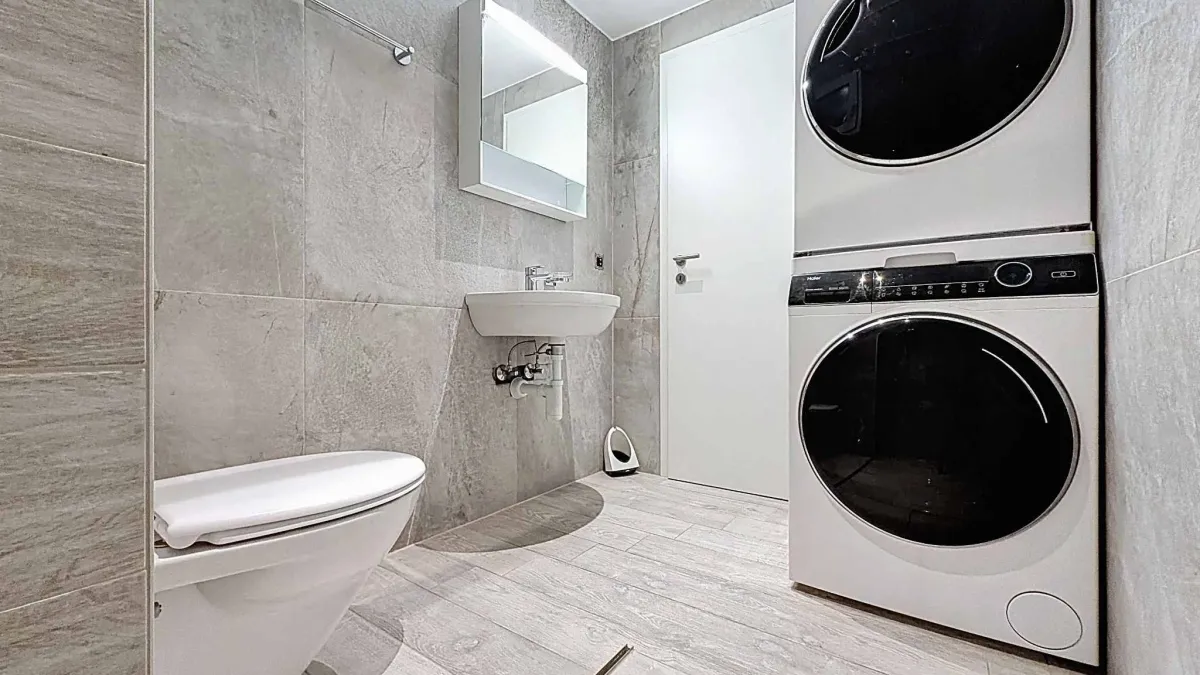 Duplex de 4.5 pièces avec sous-sol, jardin et vue sur le lac
