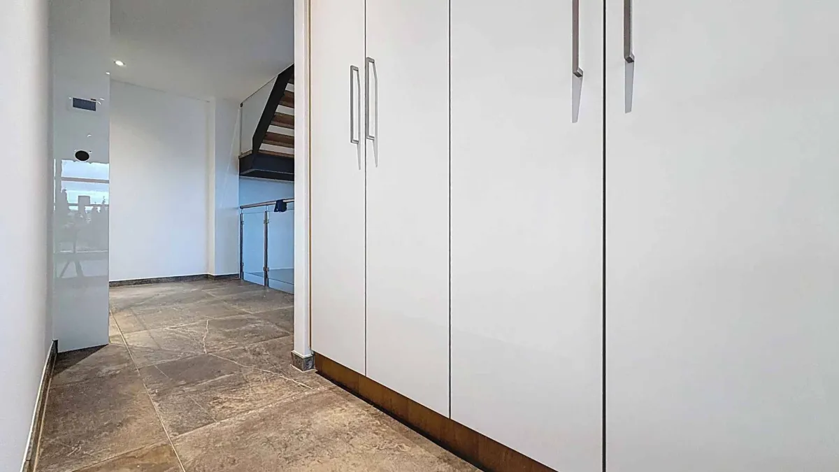 Duplex de 4.5 pièces avec sous-sol, jardin et vue sur le lac