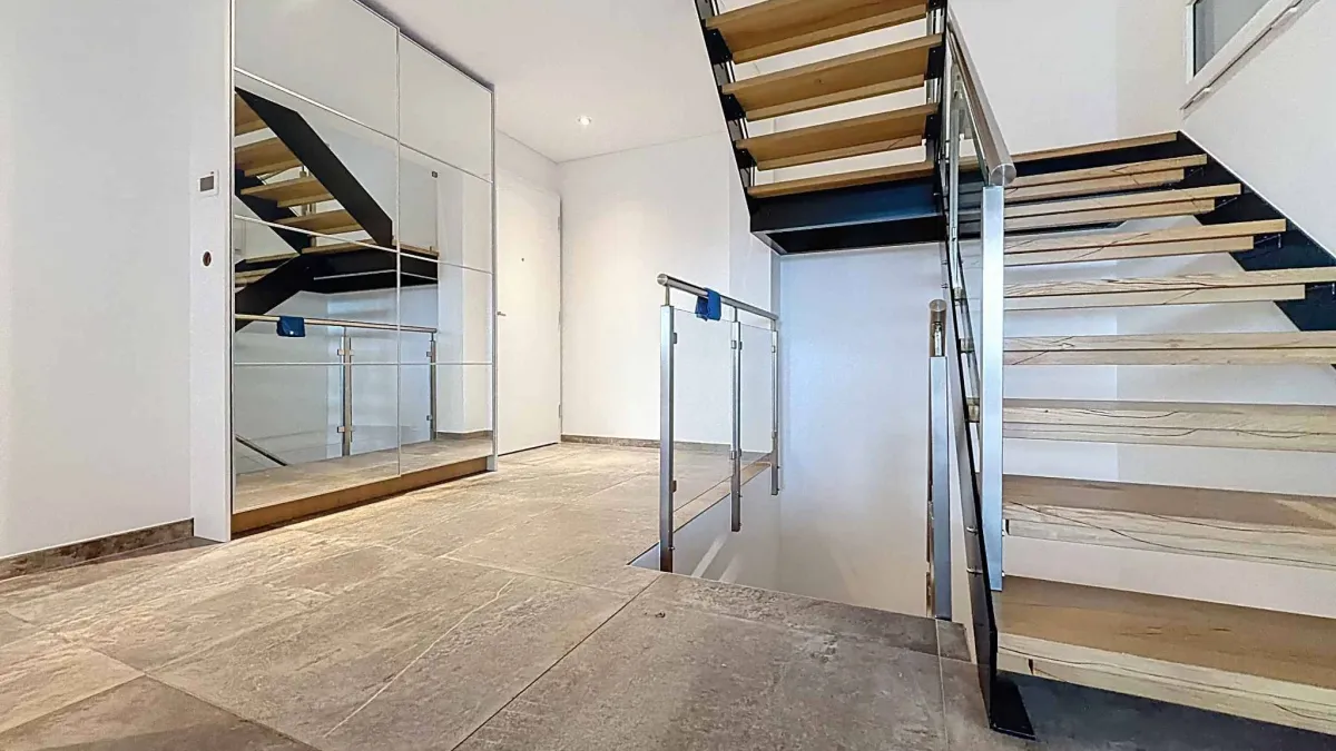 Duplex de 4.5 pièces avec sous-sol, jardin et vue sur le lac