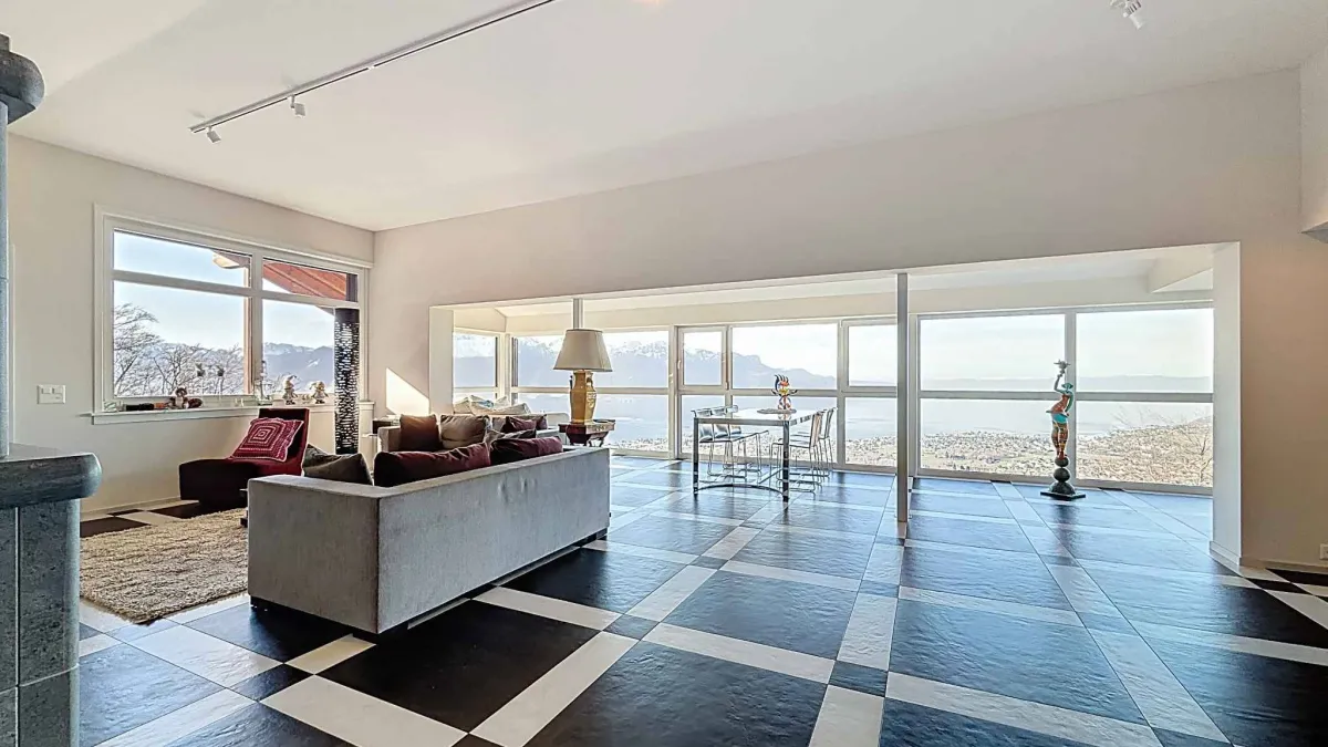 Villa de standing avec panorama grandiose sur le Léman