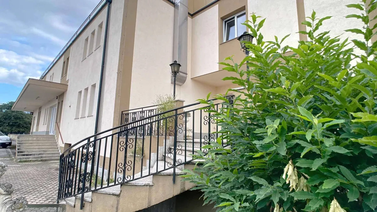 Bureau de 245m2 divisibles