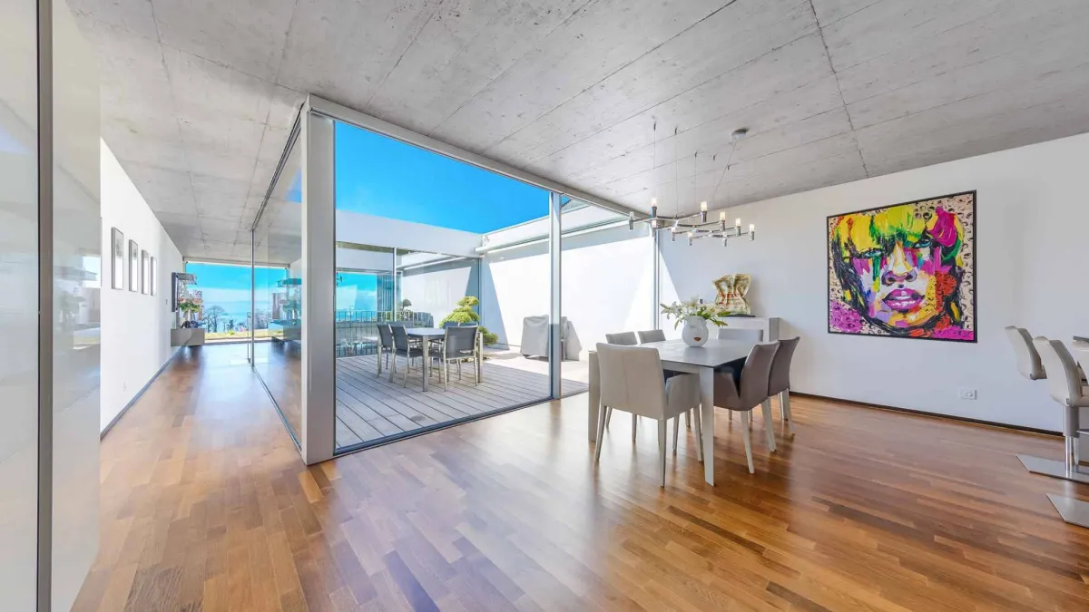 Superbe duplex 5.5 pièces avec patio & terrasse – Vue lac et Alpes