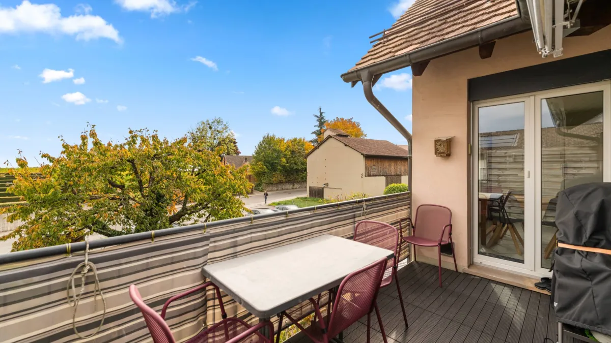 Spacieux appartement de 4,5 pièces avec vue dégagée