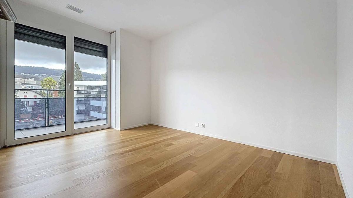 Nouvelle promotion : appartement de 5.5 pièces avec balcon couvert et terrasse