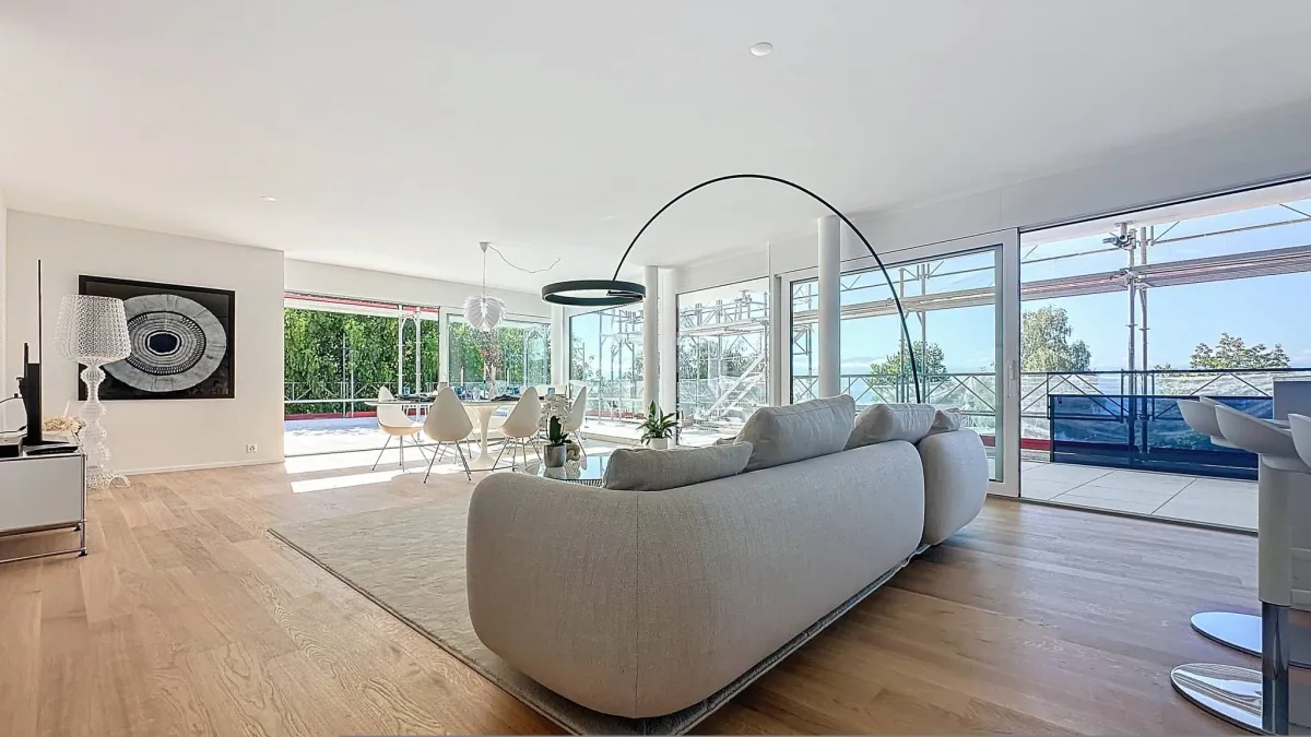Appartement neuf de 5.5 pièces avec balcon couvert et rooftop terrasse