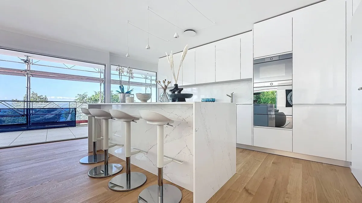 Appartement neuf de 5.5 pièces avec balcon couvert et rooftop terrasse