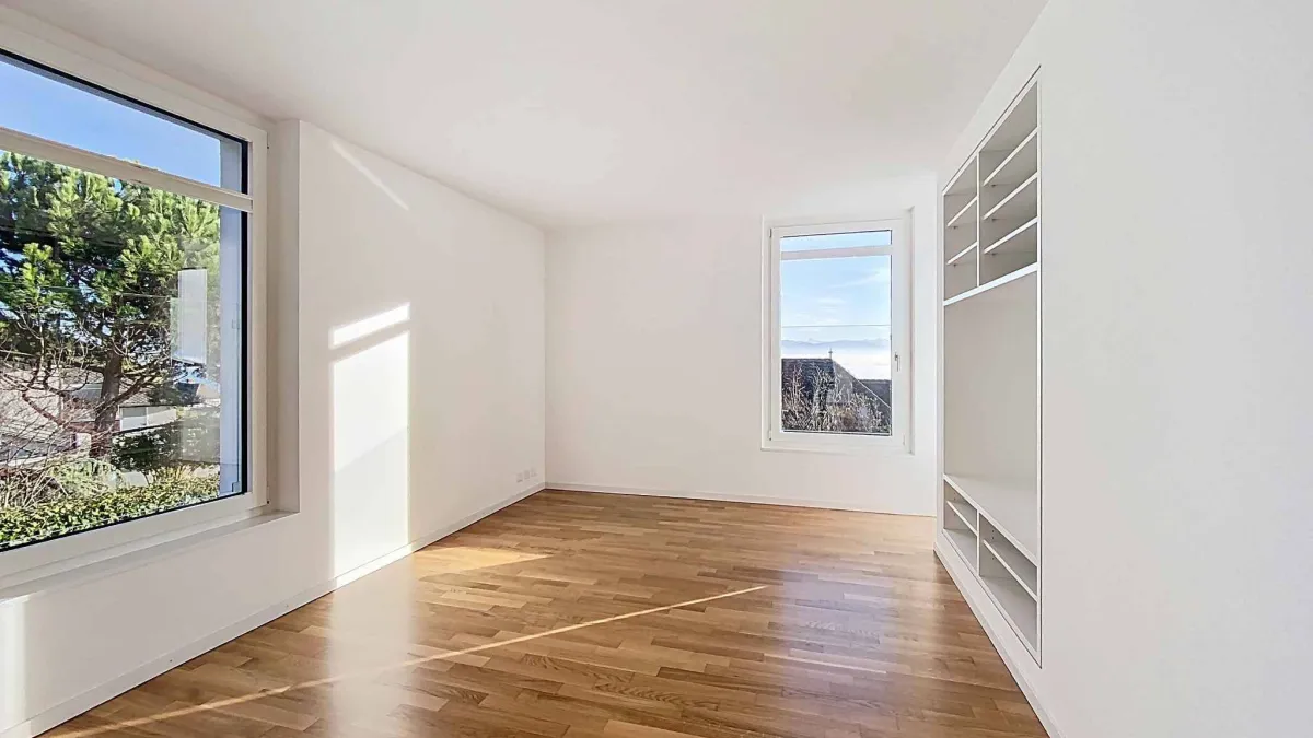 Villa contemporaine avec vue panoramique sur le lac