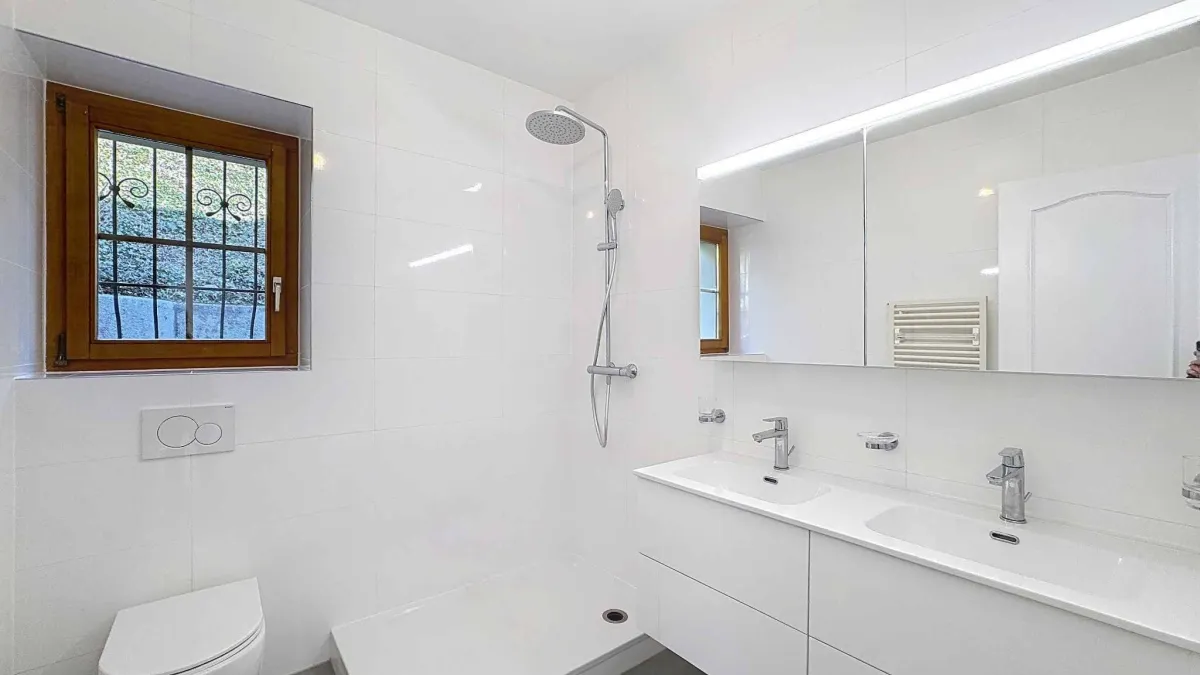 4.5 pièces de 147 m2 avec grande terrasse et jardin privatif