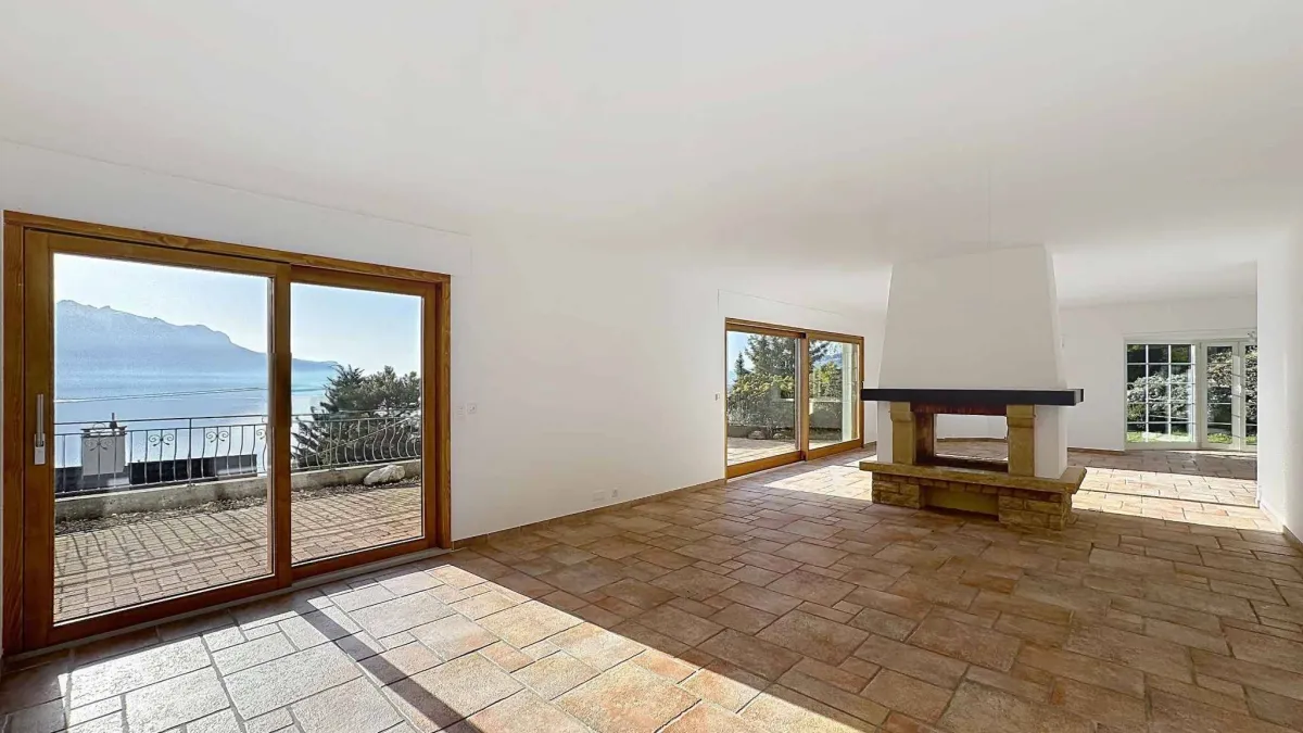 4.5 pièces de 147 m2 avec grande terrasse et jardin privatif