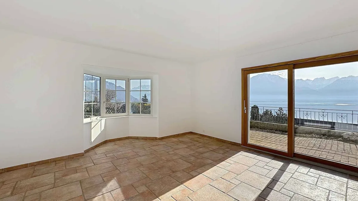 4.5 pièces de 147 m2 avec grande terrasse et jardin privatif