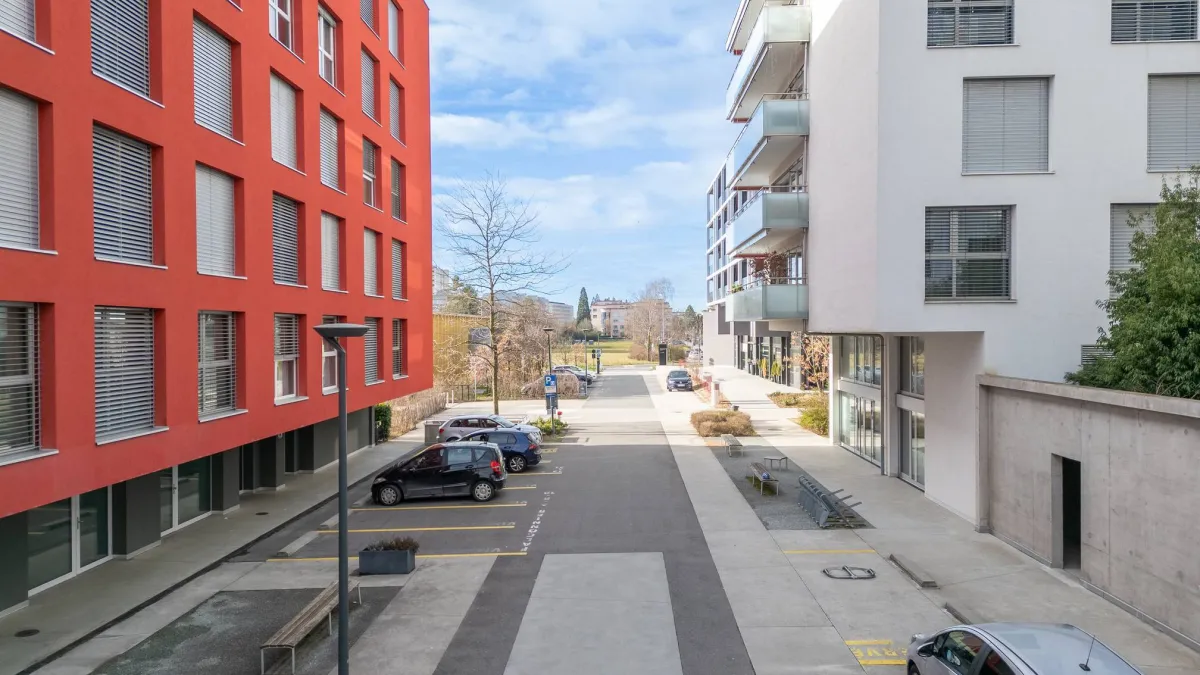 À louer de suite ou à convenir : Lumineuse arcade de 156 m² sur plusieurs niveaux