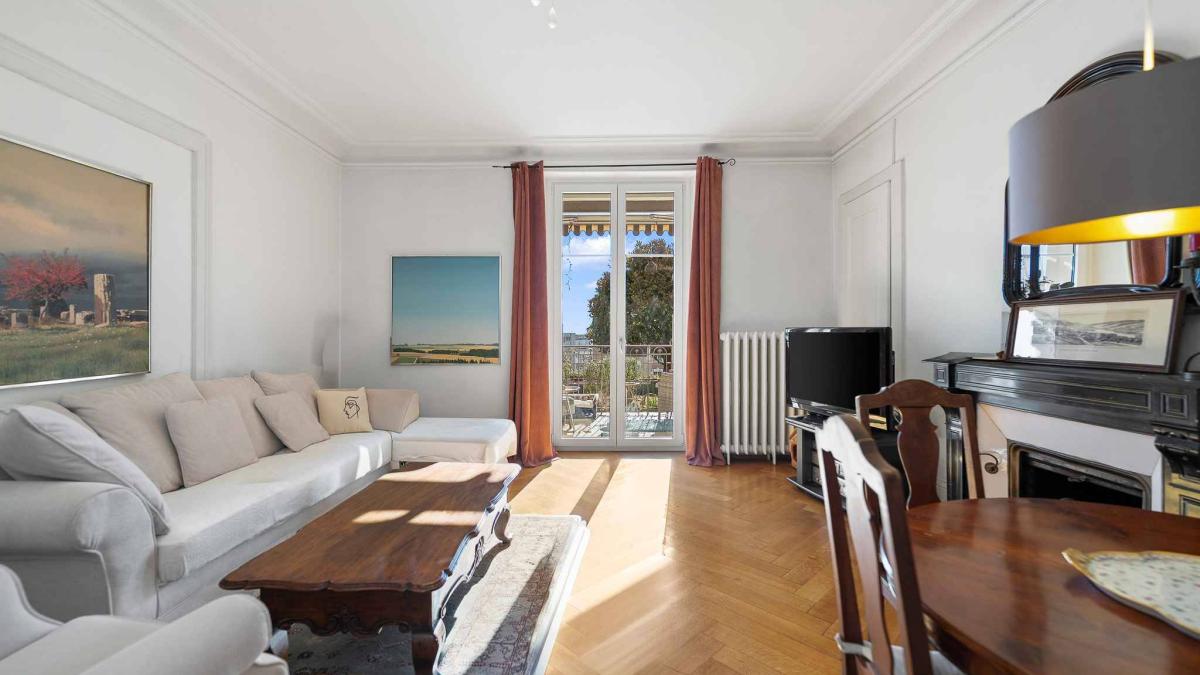 Aux portes de la ville : Bel appartement de 4.5 pièces avec jardin privatif