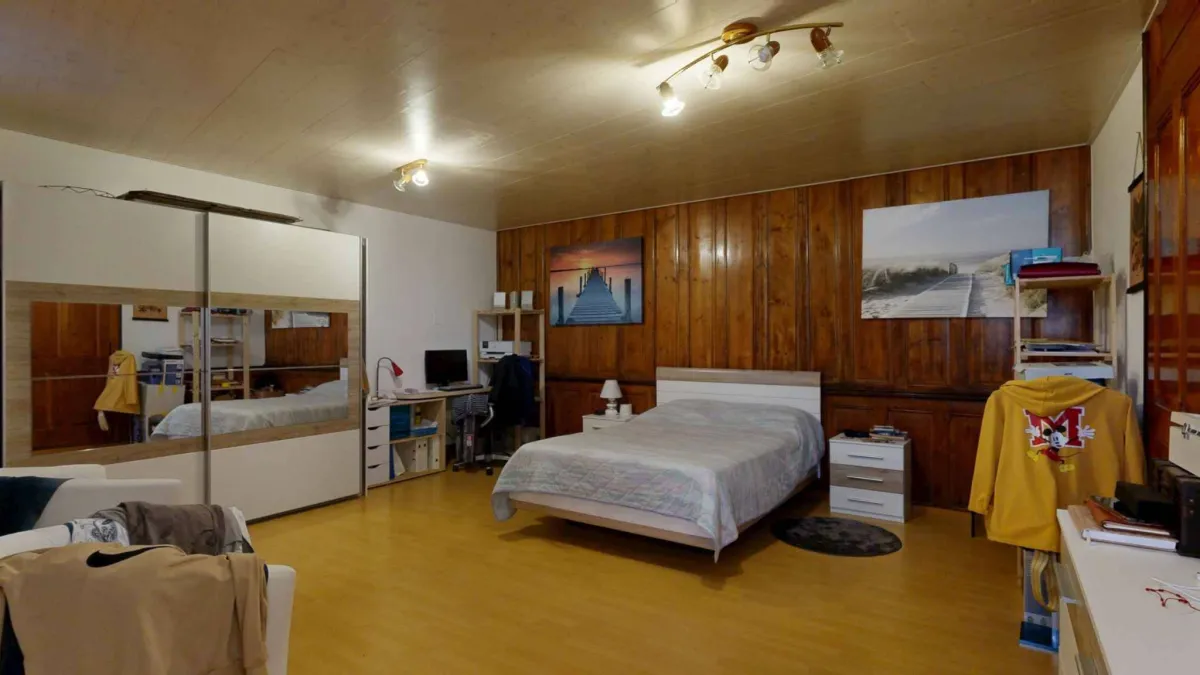 Appartement rénové avec cachet 