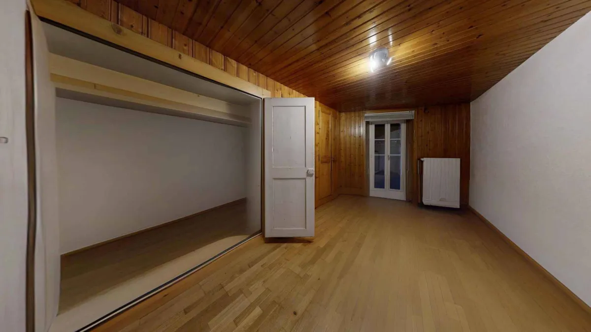 Spacieux appartement 4.5 pièces rénové - Cachet assuré 