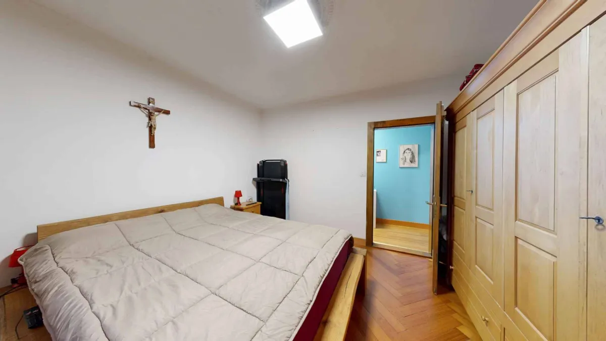 Spacieux appartement 5 pièces avec terrasse panoramique 