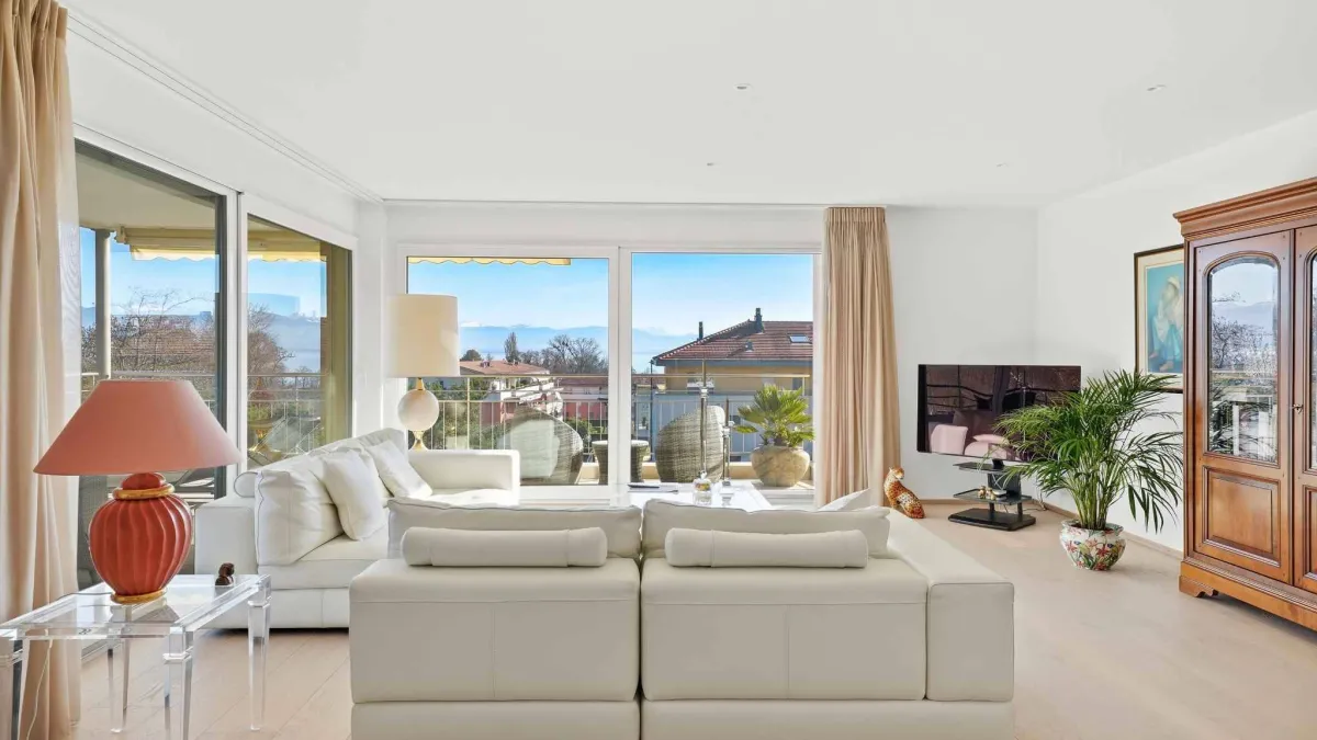 Grand appartement au calme total, avec vue!