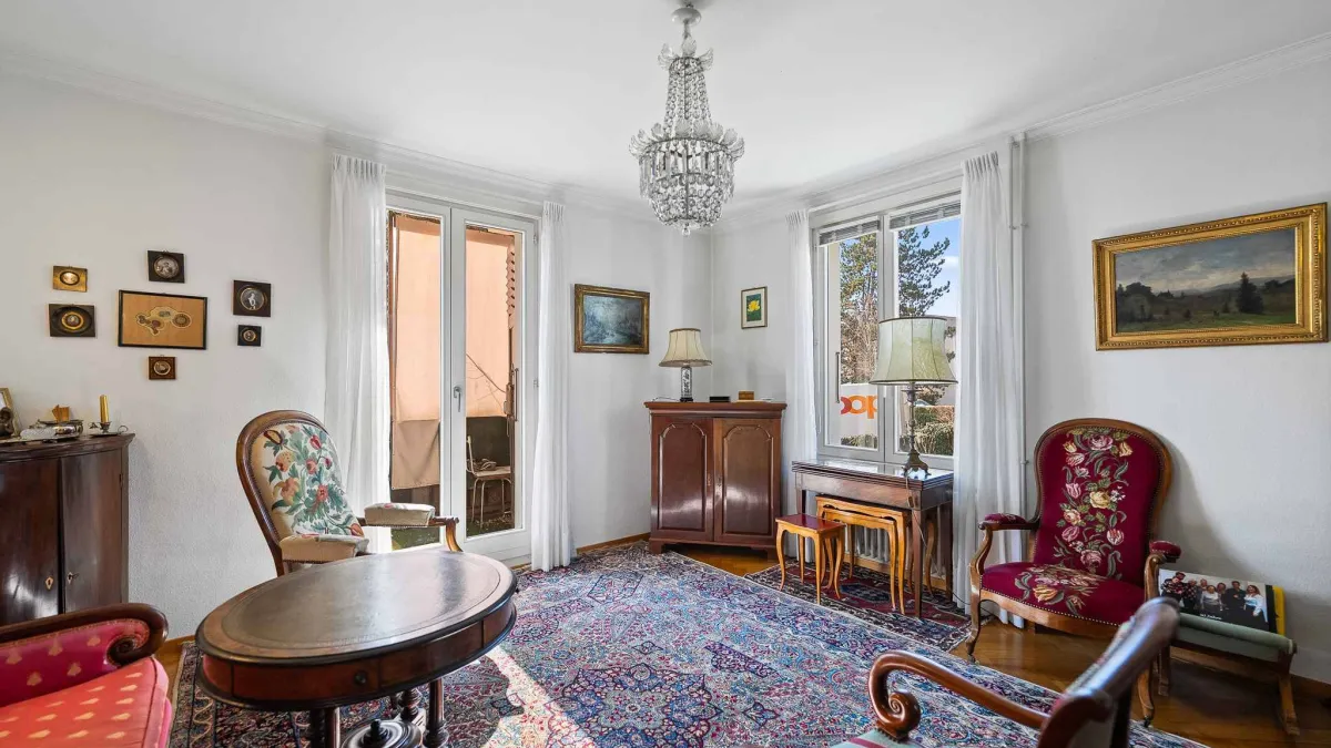 Appartement de 3.5 pièces &
espace indépendant sous combles