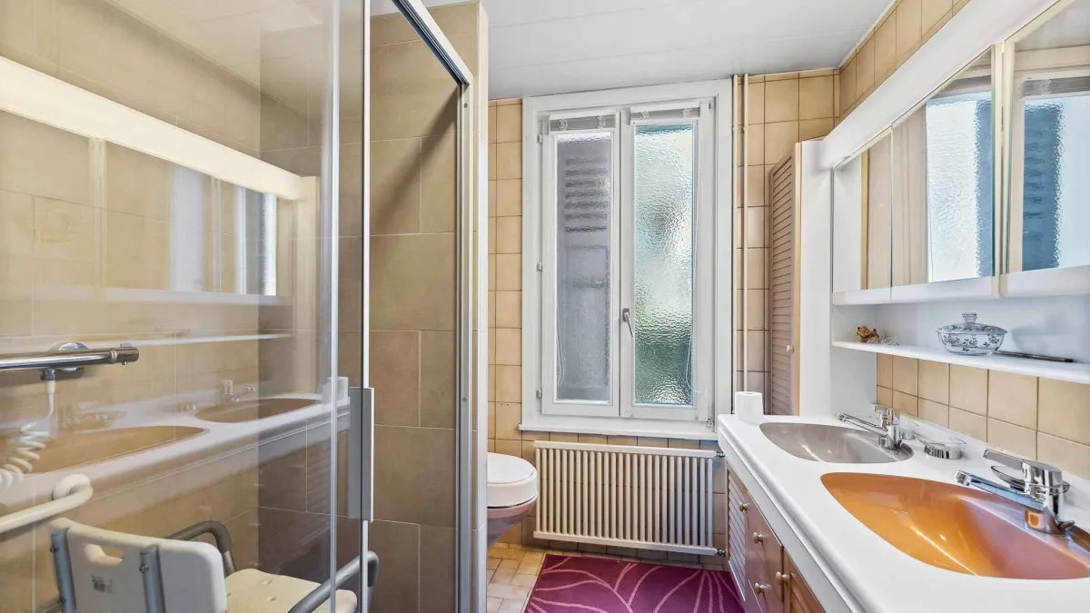 Appartement de 3.5 pièces &
espace indépendant sous combles