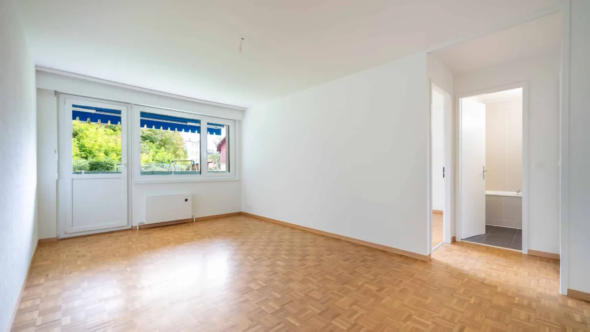 Bel appartement de 2,5 pièces 
en rez de jardin et plein centre ville !