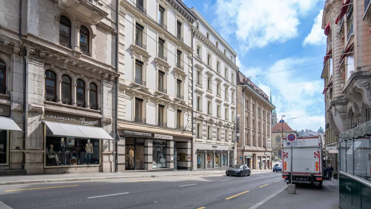 Votre enseigne dans la 1ère rue  de Lausanne avec grande visibilité