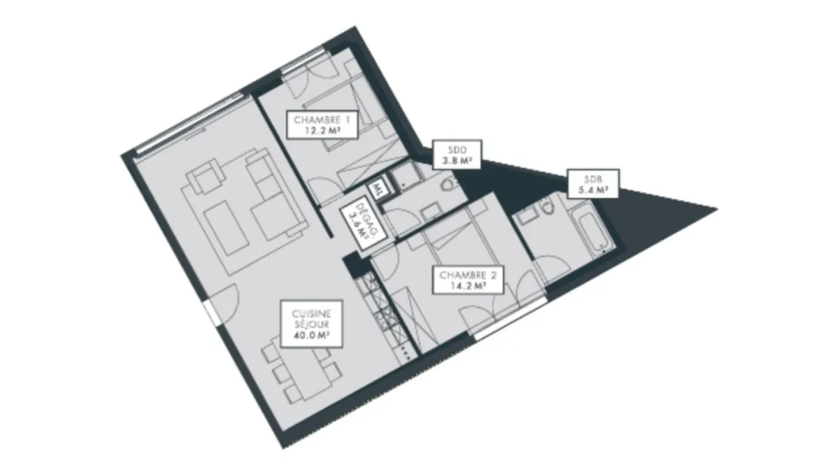 TRES GRAND 3.5 PCES NEUF DE 81 m2