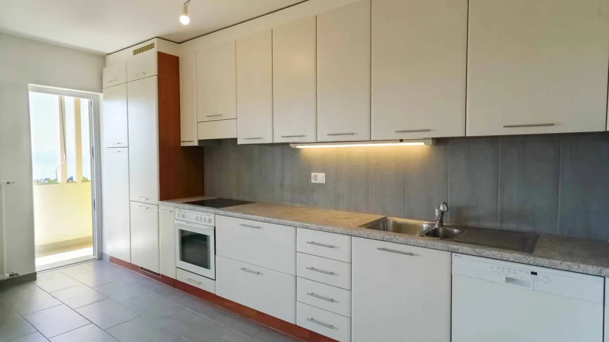 Sublime appartement de 3.0 pièces de 98m2 avec vue sur le lac