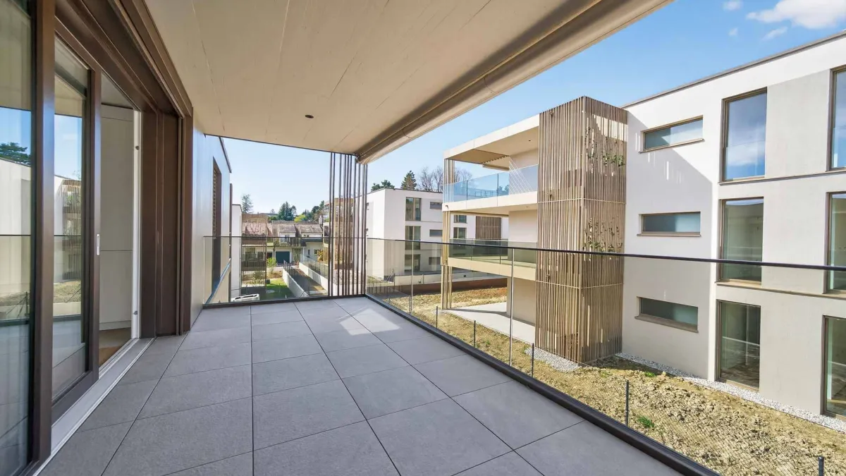 4 MAGNIFIQUE 3.5 PIÈCES NEUFS