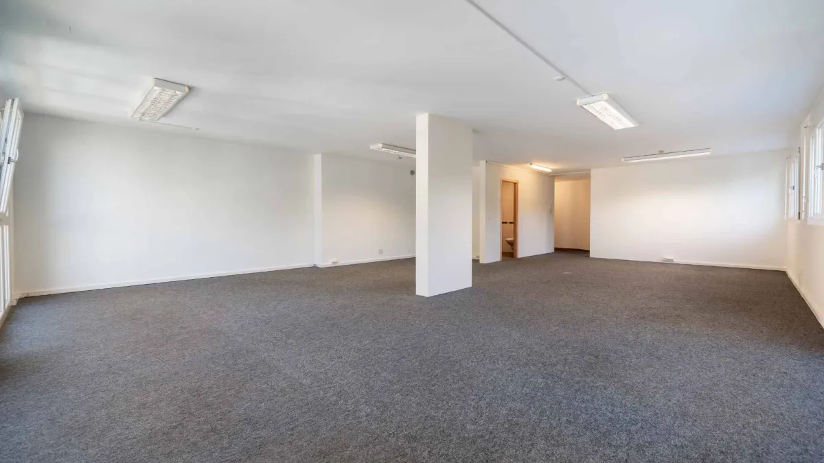 Spacieuse surface commerciale au Mont-sur-Lausanne de 115 m2