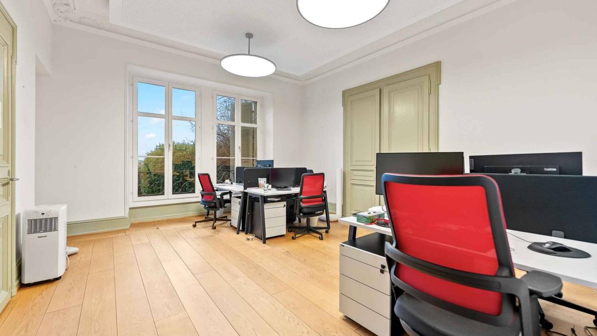 Bureaux de standing idéalement situés