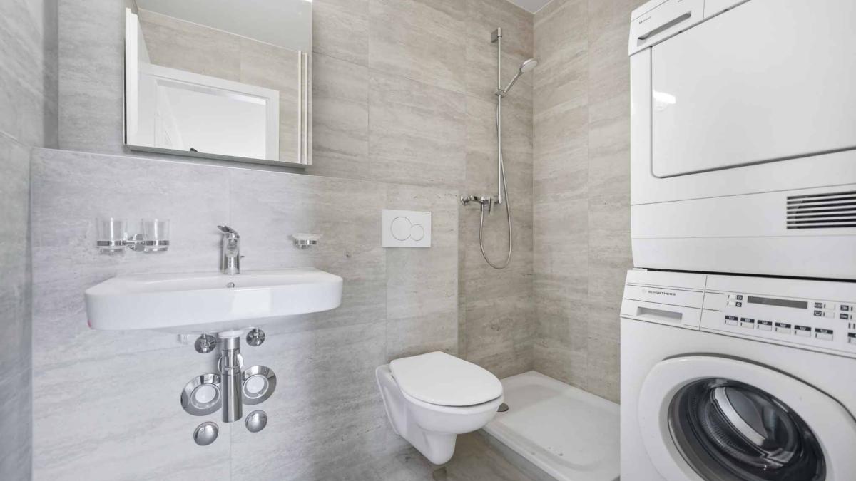 Superbe appartement rénové de 3,5 pièces avec vue sur le lac