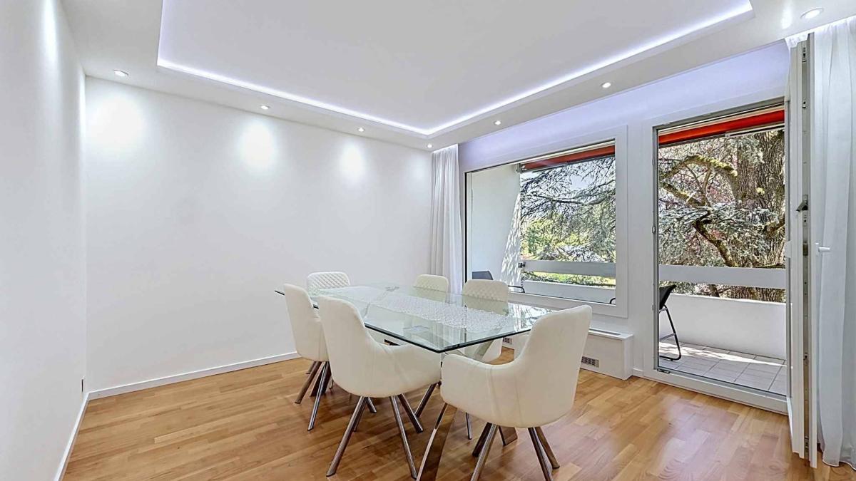 Appartement de 5,5 pièces en attique