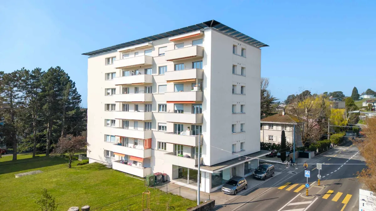 Superbe appartement rénové de 3,5 pièces avec vue sur le lac